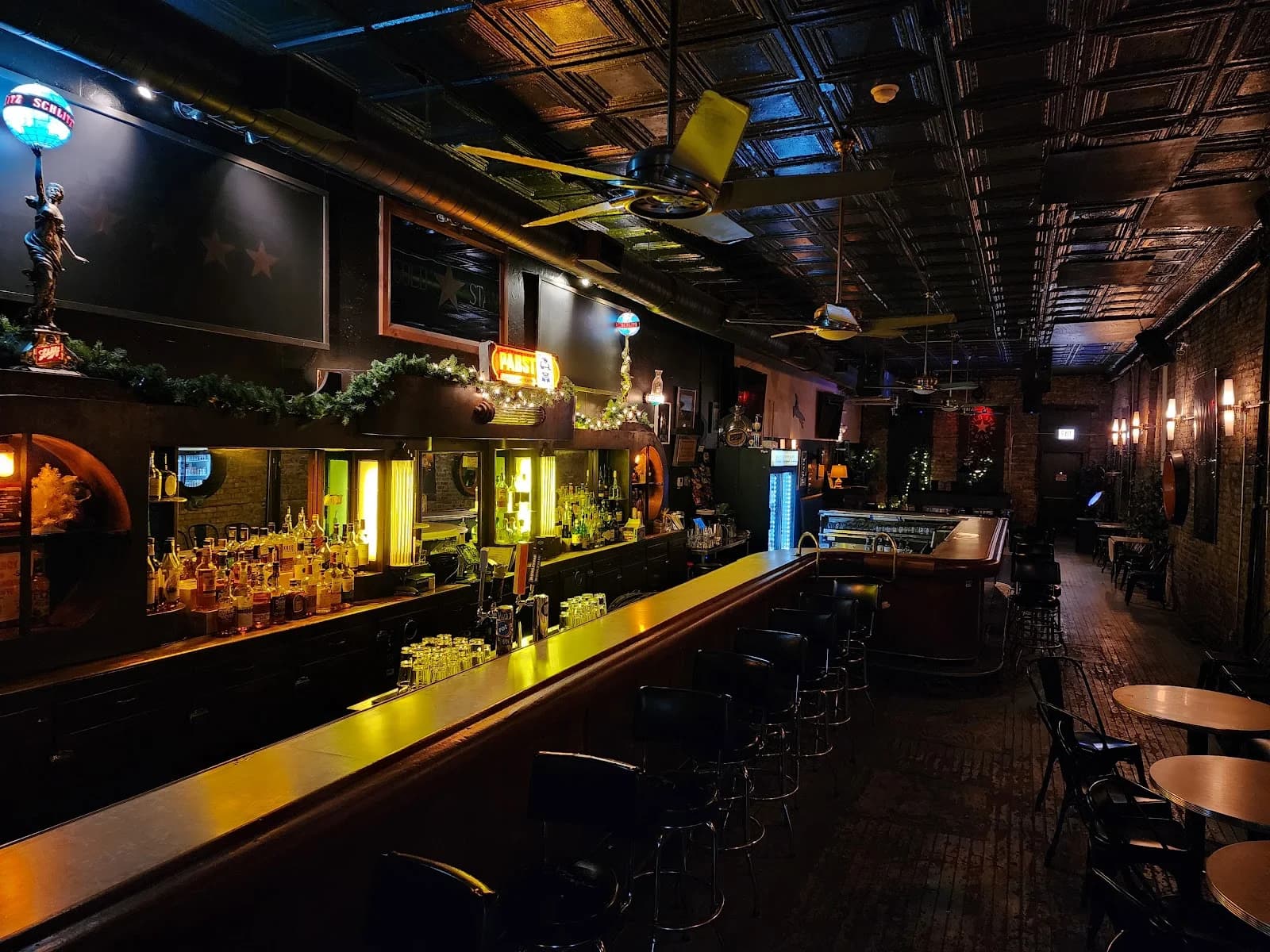 Gold Star Bar photo 2