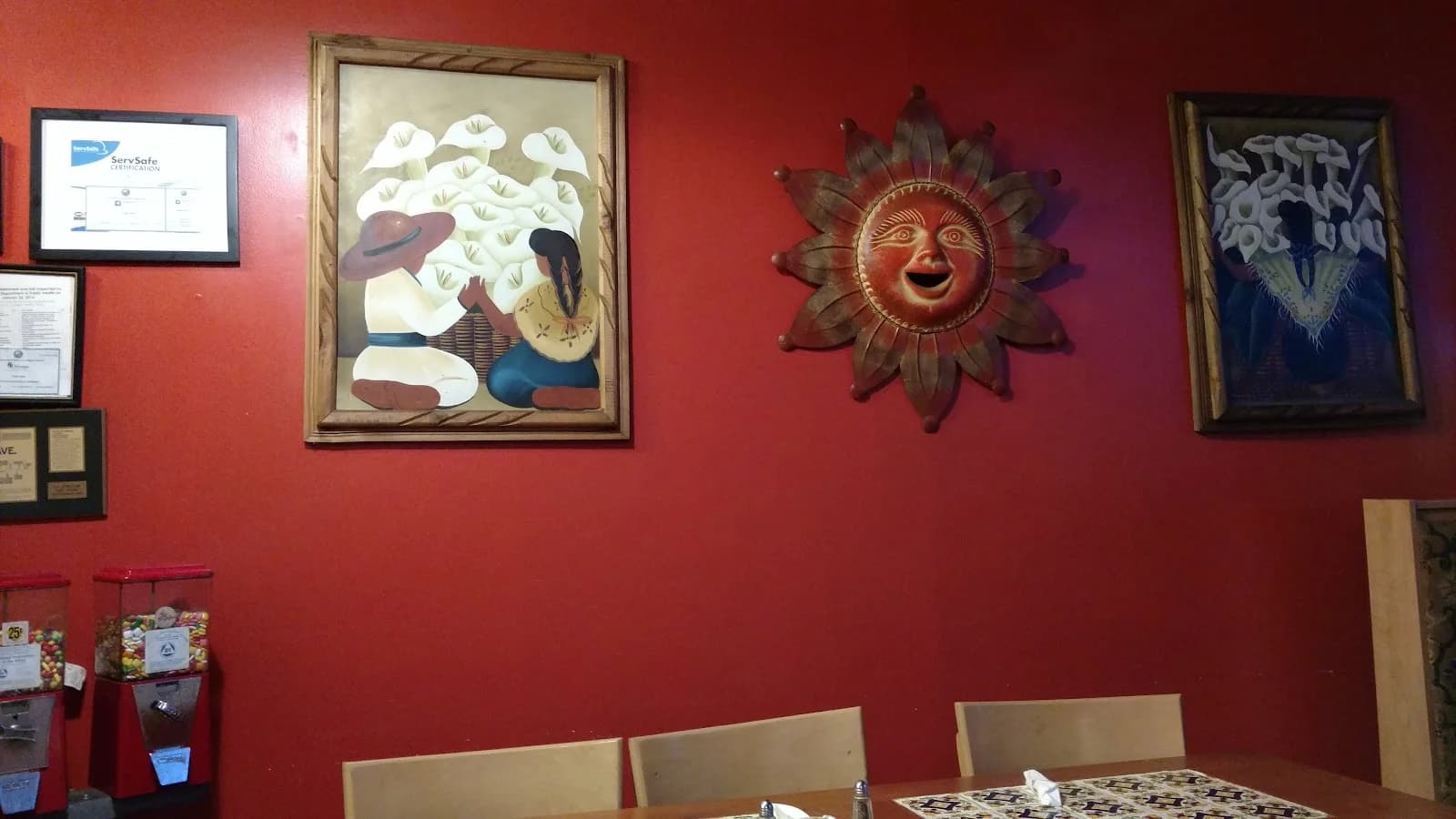 La Amistad Restaurant photo 3
