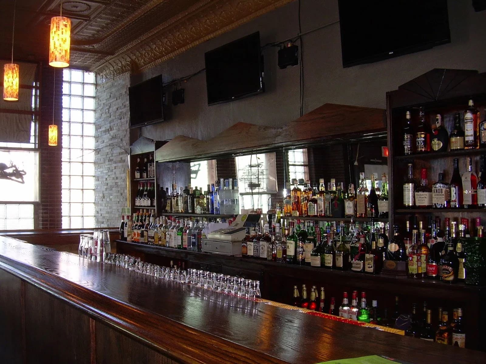 Richmond’s Sports Bar photo 1
