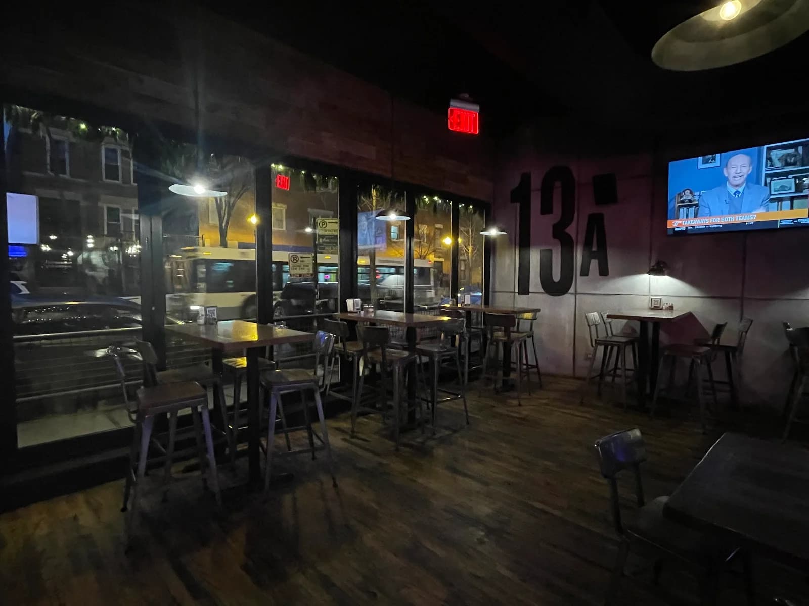 Vintage Lounge photo 5
