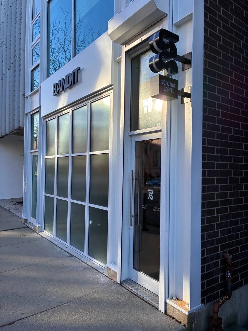 SOLOWAY COFFEE BUCKTOWN photo 3