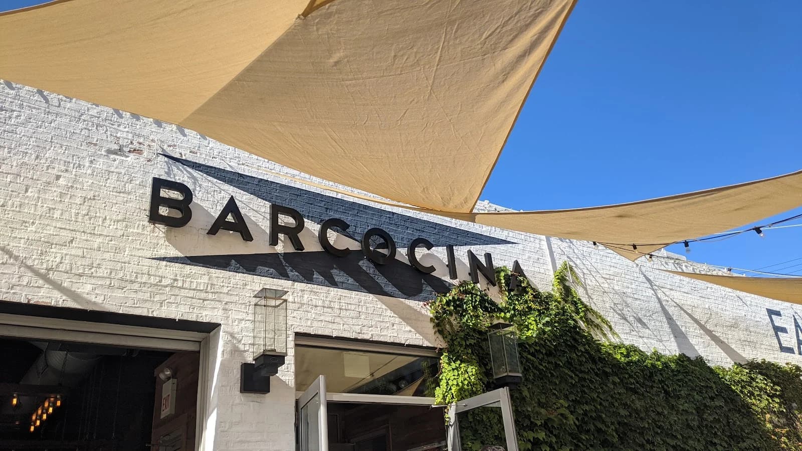 Barcocina Lakeview photo 3