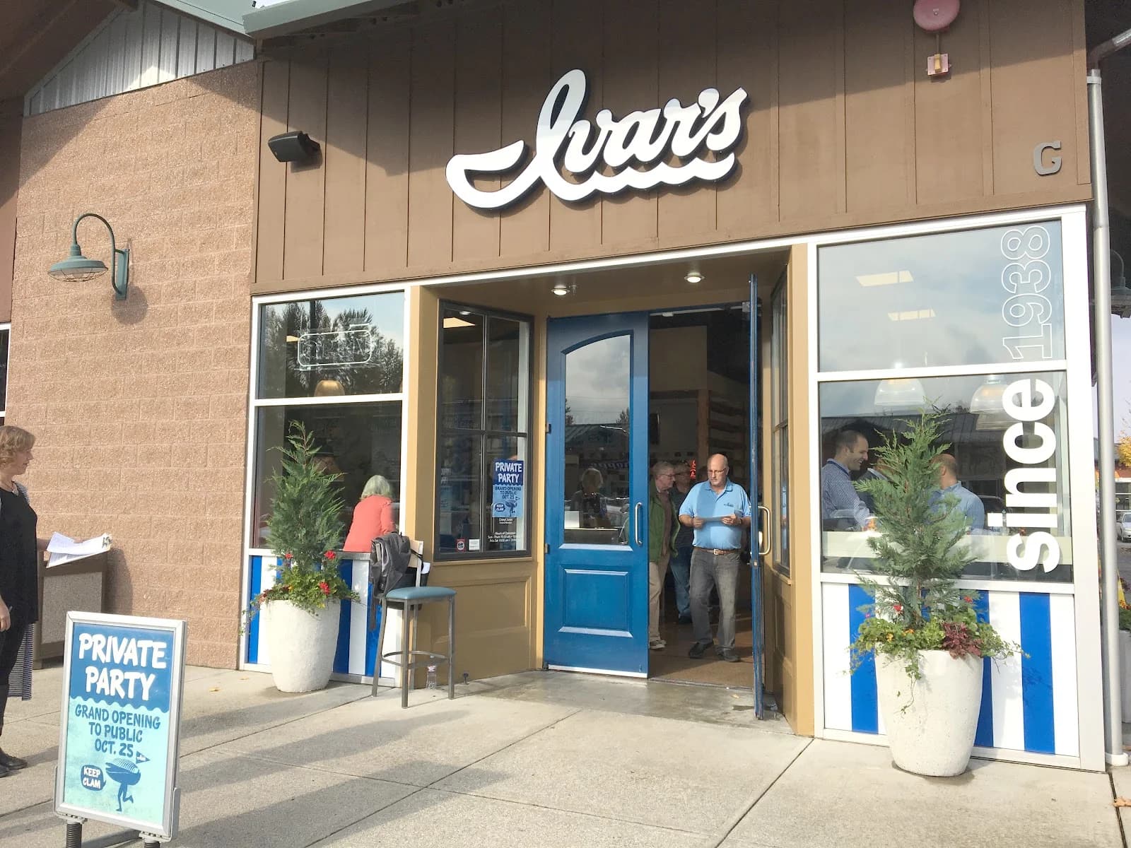 Ivar's Seafood Bar photo 3
