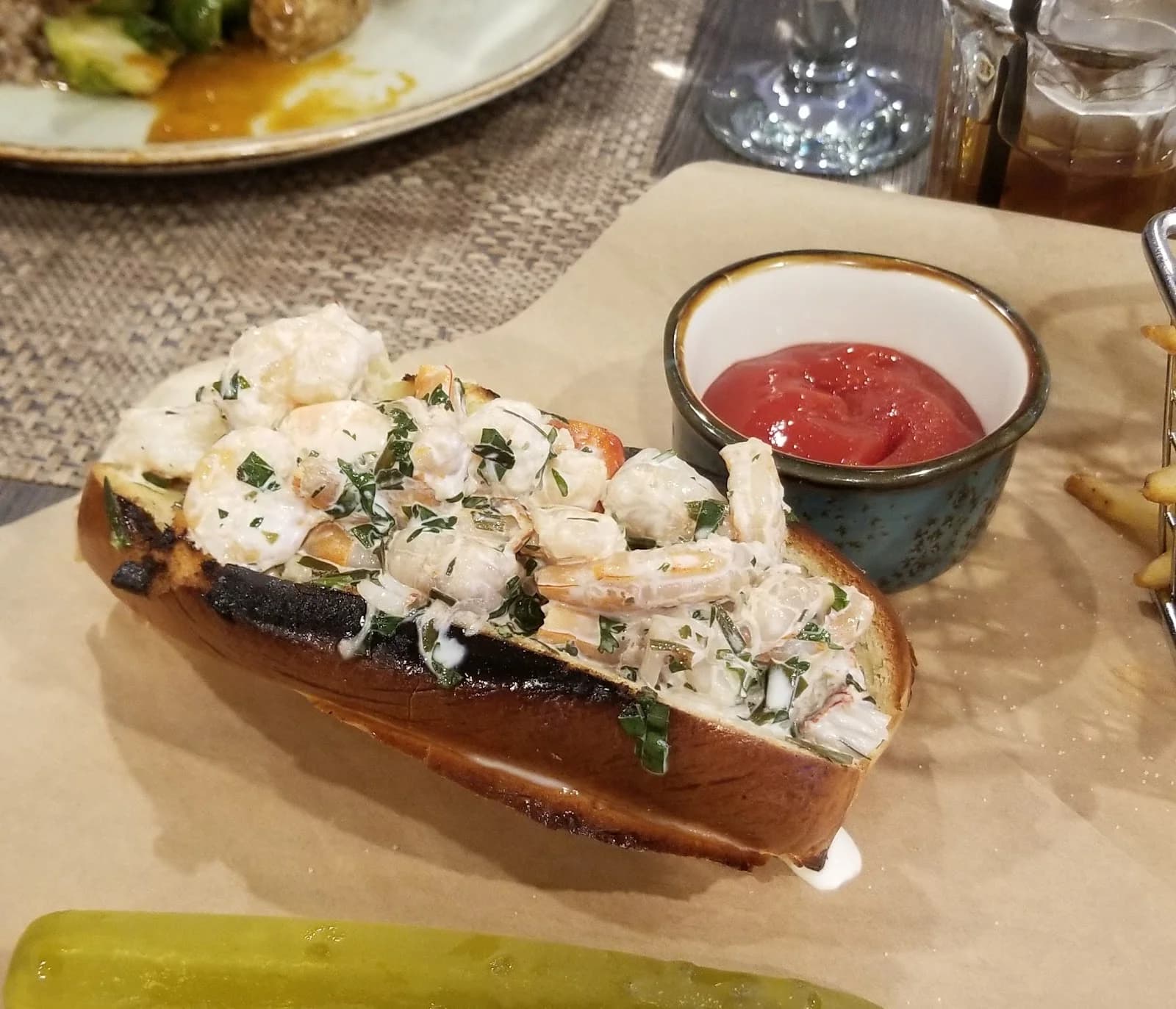 Maestro Seafood & Grill photo 3