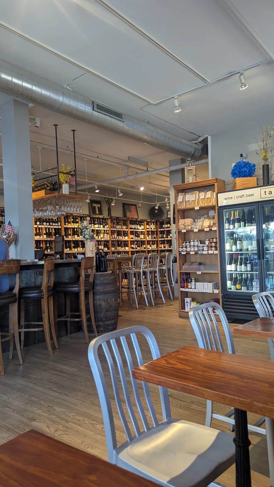 Tannins Wine Bar & Boutique photo 1