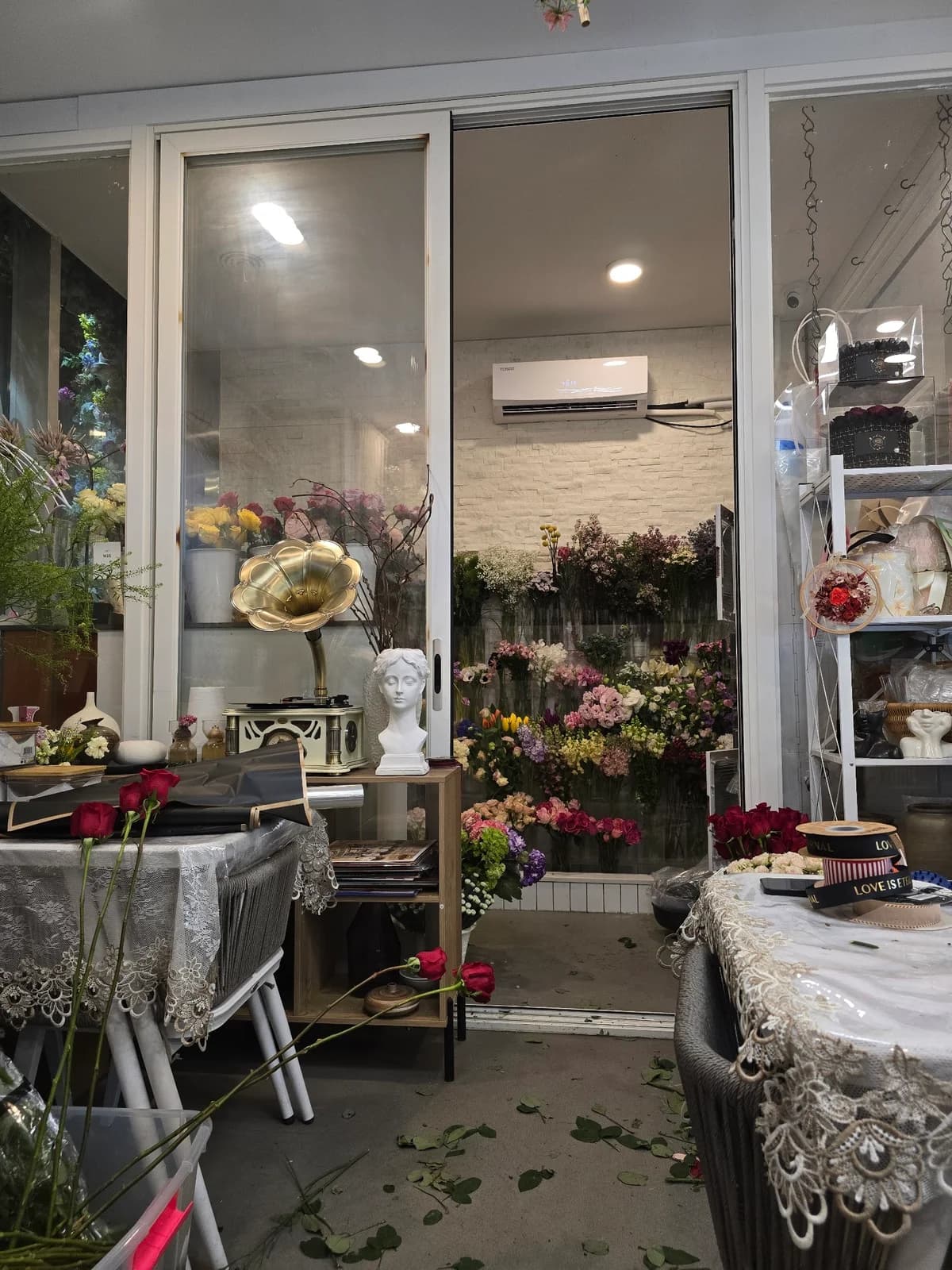 Ms Ku's Flowers and Desserts photo 1