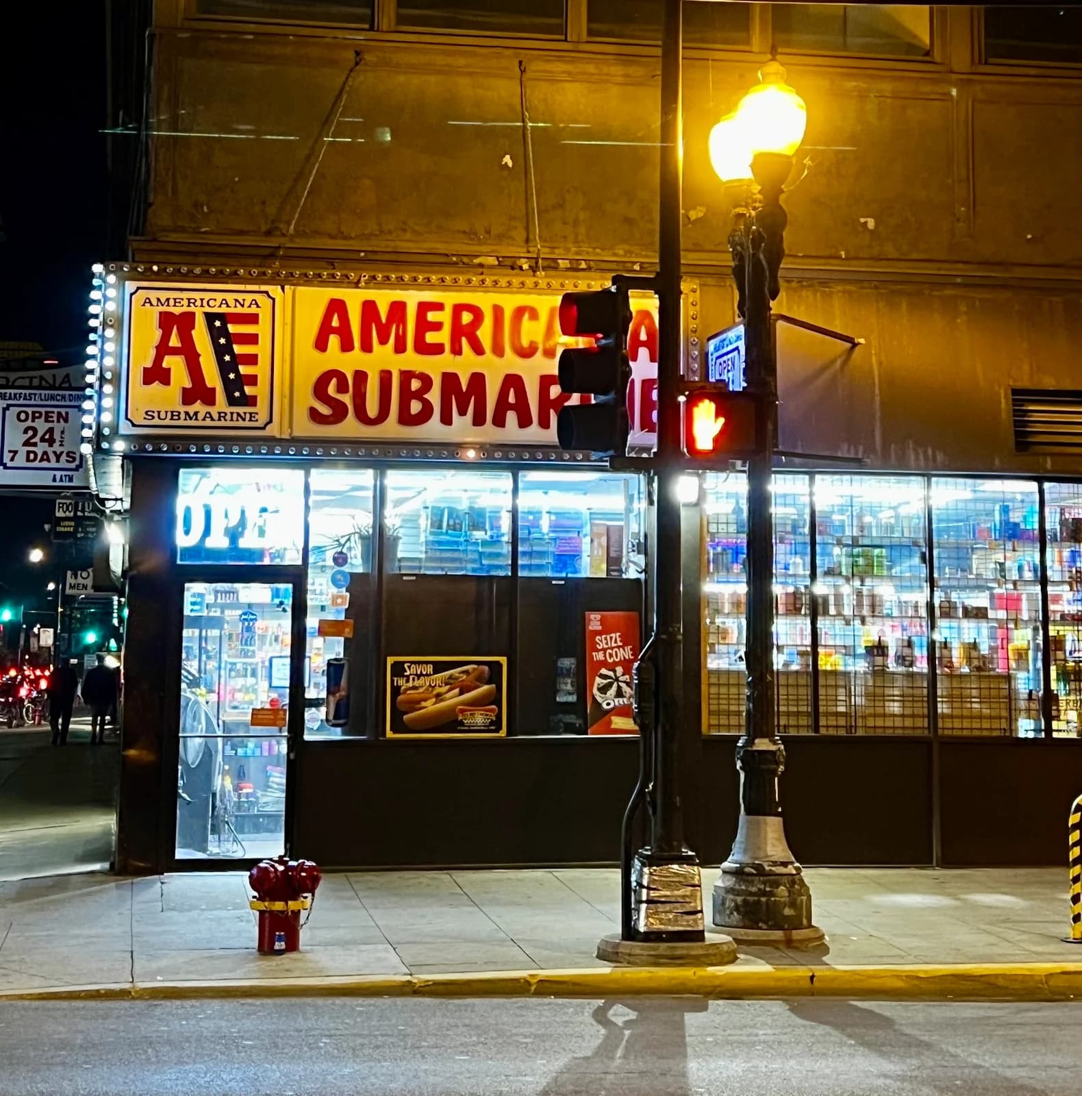 Americana Submarine photo 5