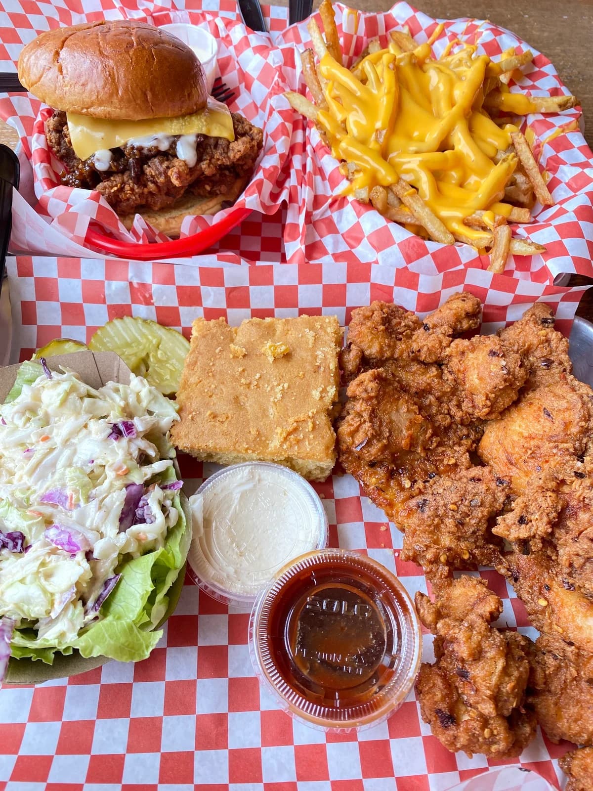 Lucy's Fried Chicken & Smashburgers photo 9