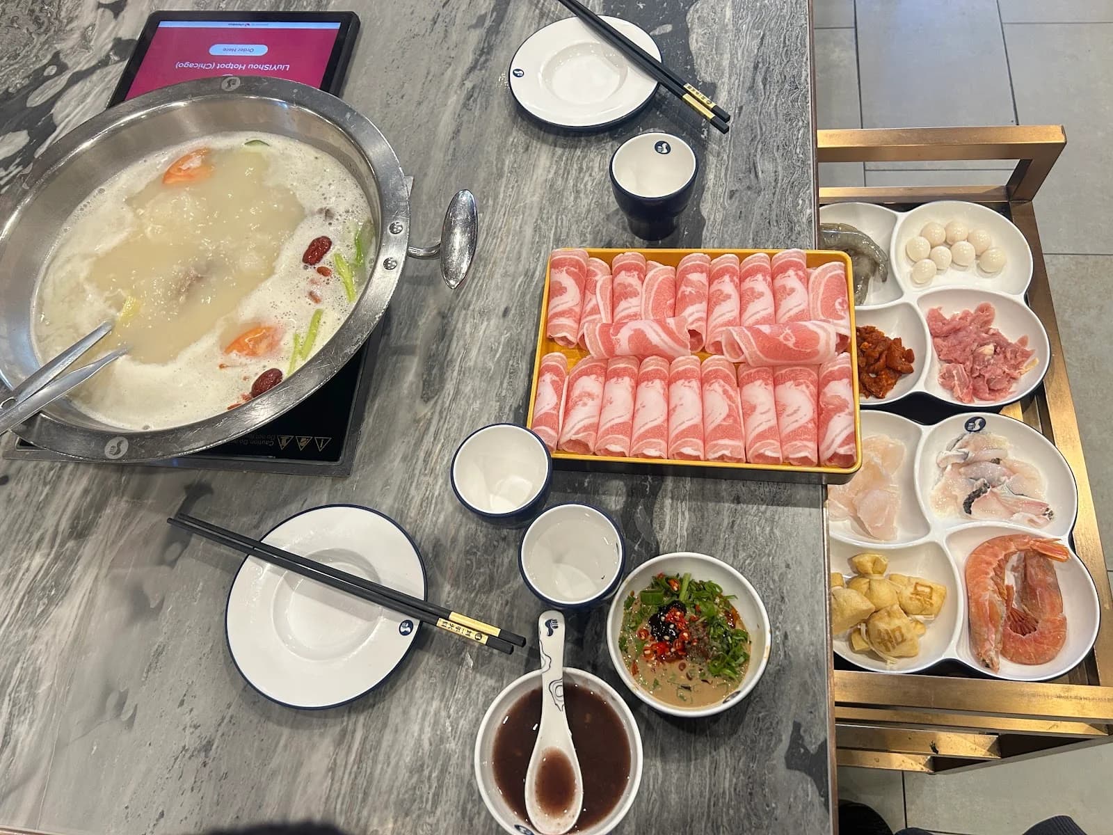 Liuyishou Hotpot(Chicago) 刘一手火锅 (芝加哥) photo 5