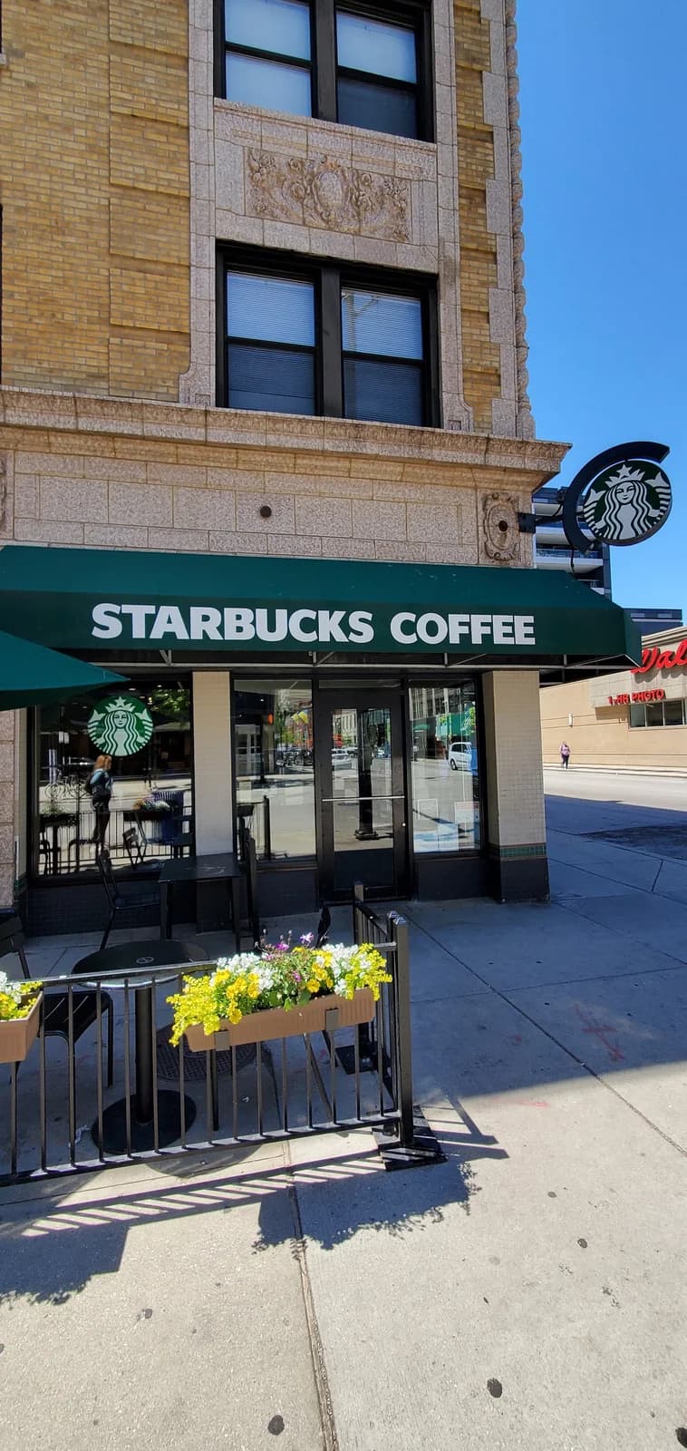 Starbucks photo 2