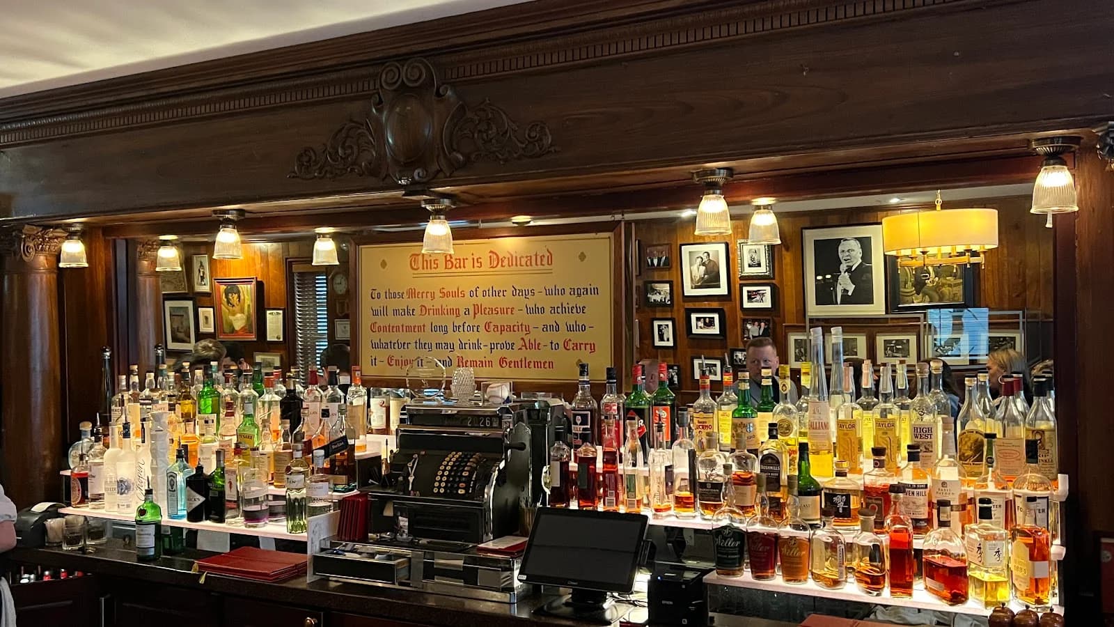Gene & Georgetti photo 3