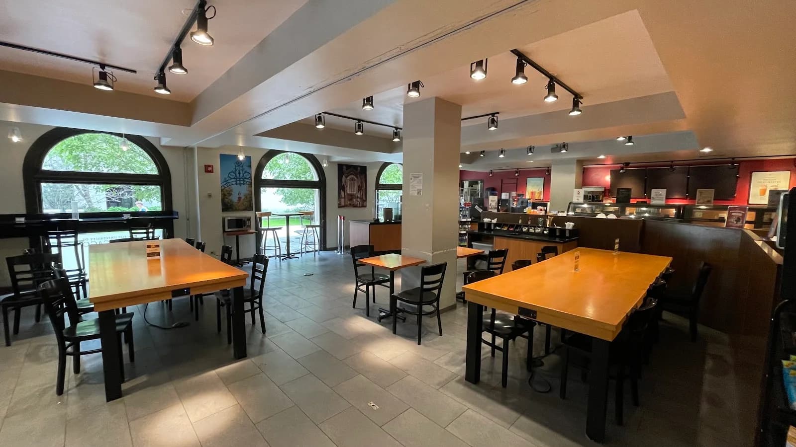 The University of Chicago Bookstore & Cafe photo 1