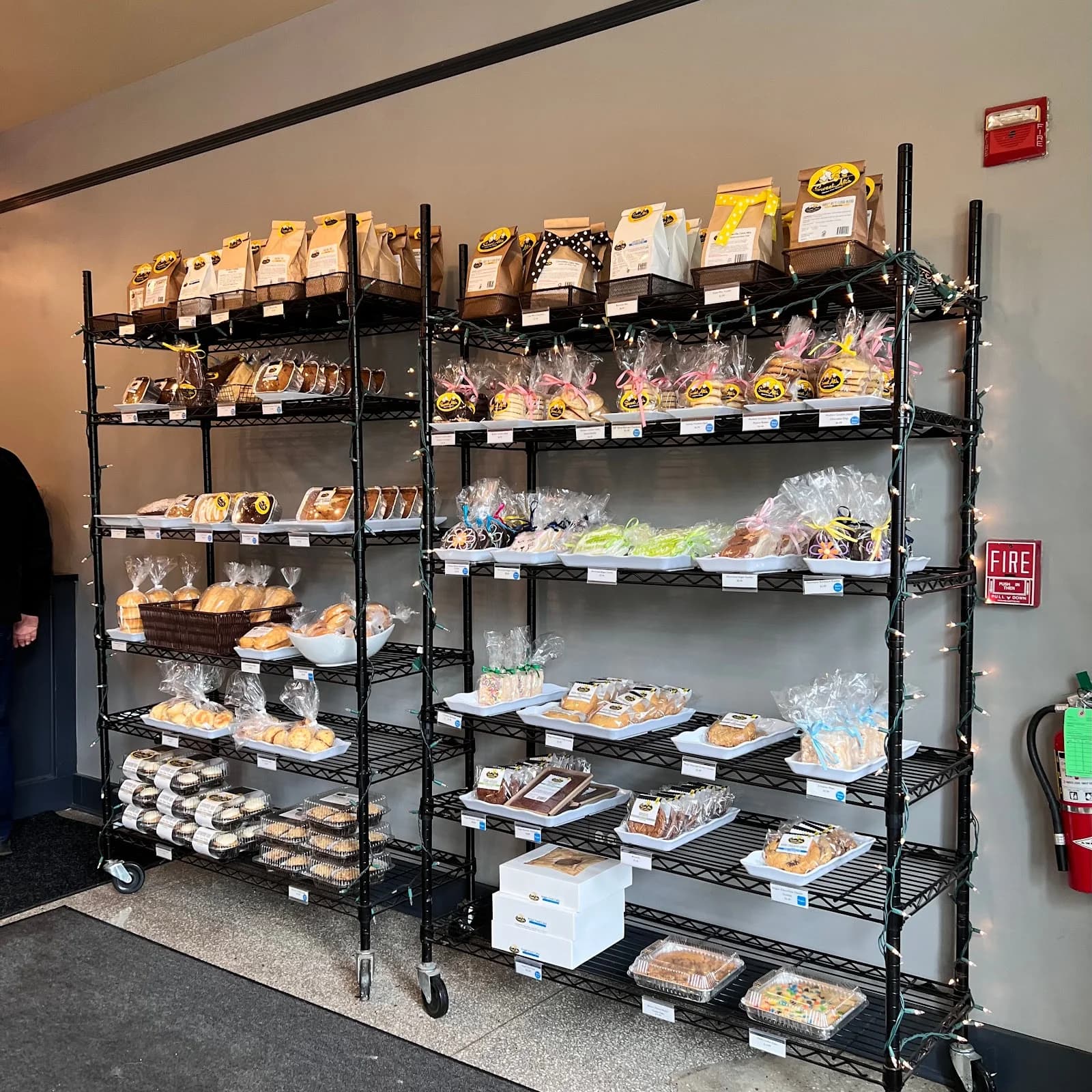 Sweet Ali's Gluten Free Bakery - Hinsdale photo 1