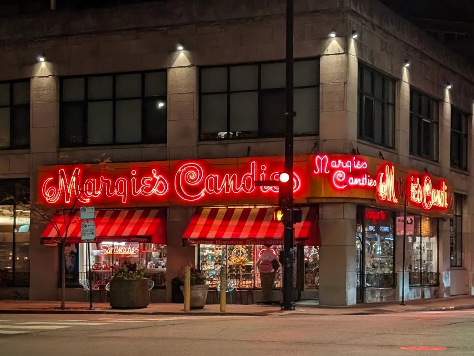 Margie's Candies photo 4