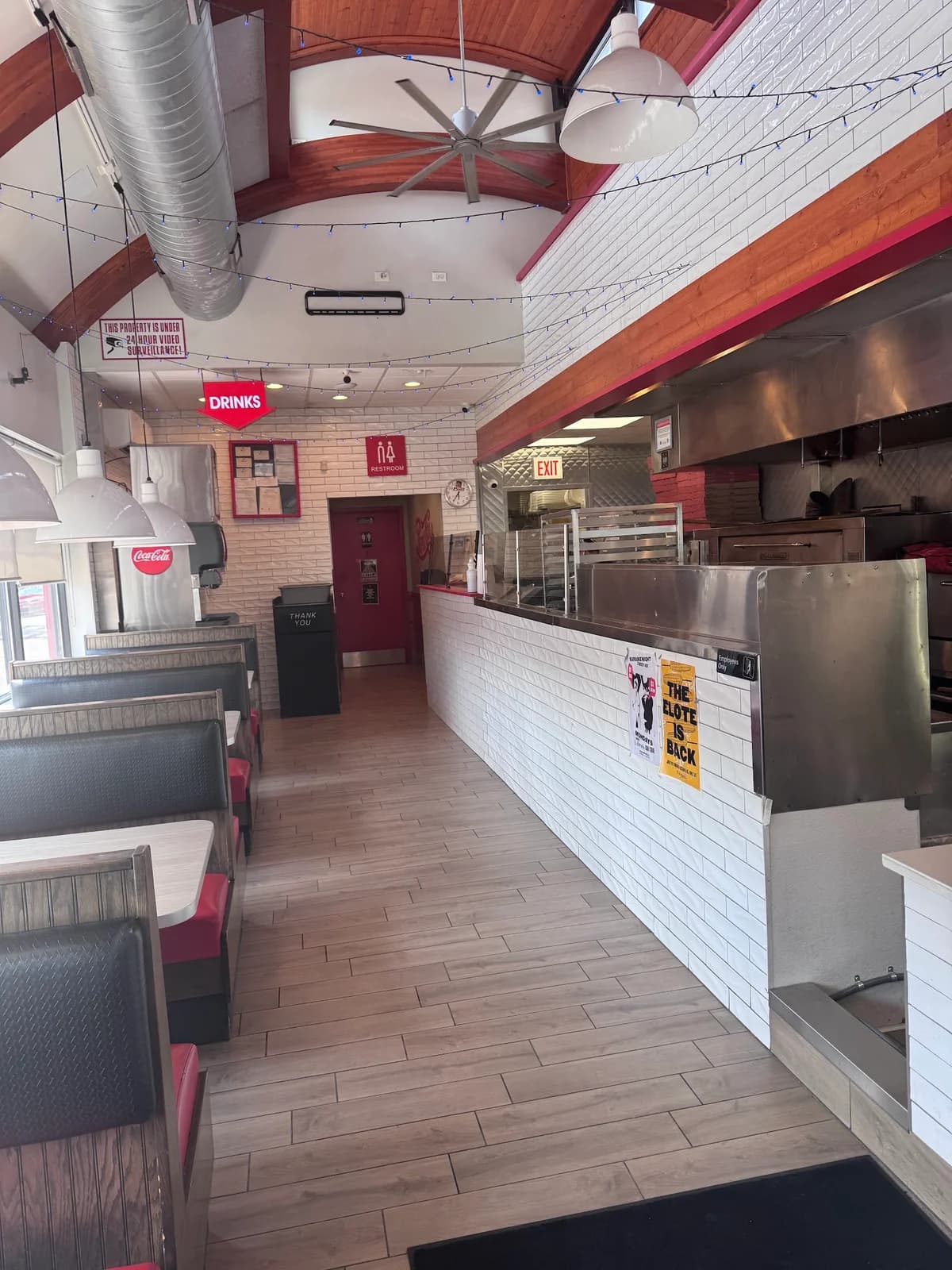 Dimo's Pizza Logan Square photo 3
