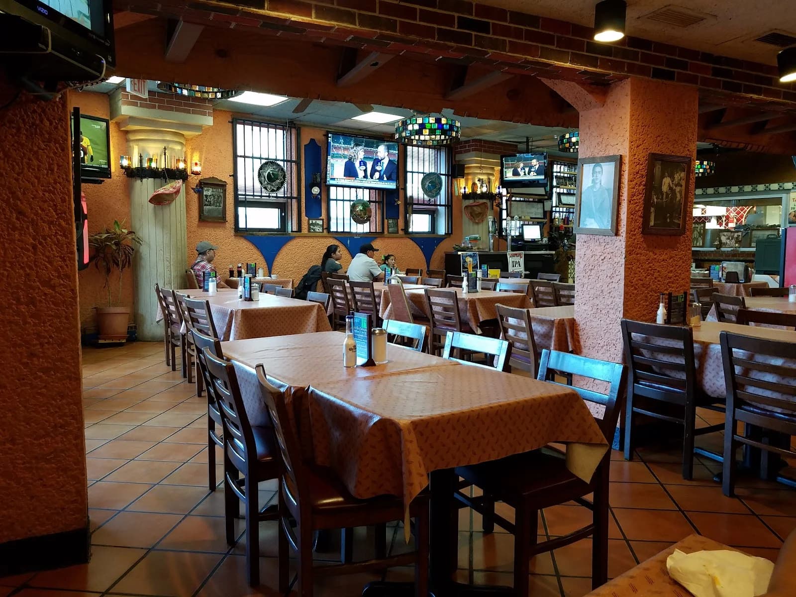 La Justicia Restaurant photo 2