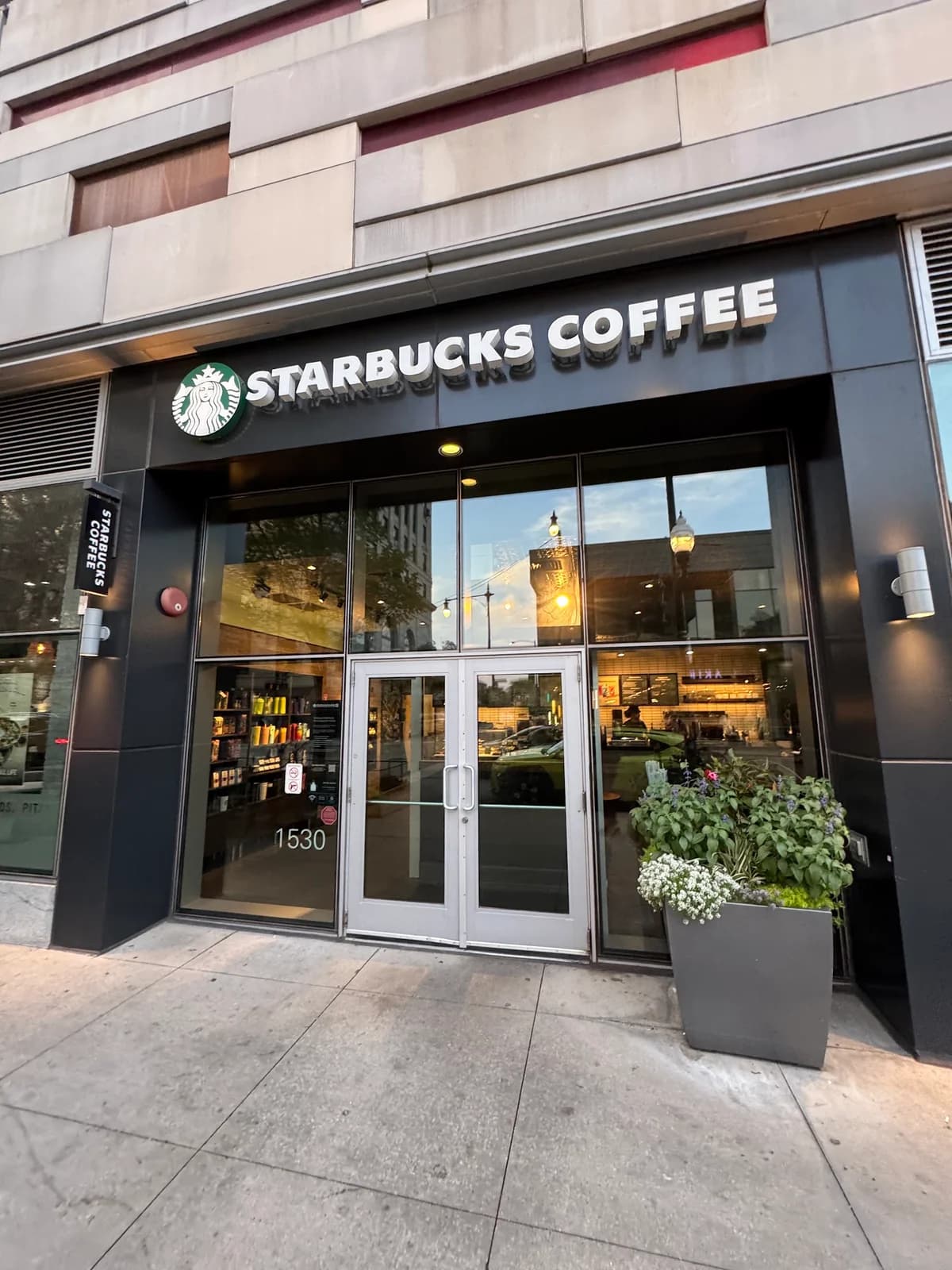 Starbucks Coffee Company photo 2
