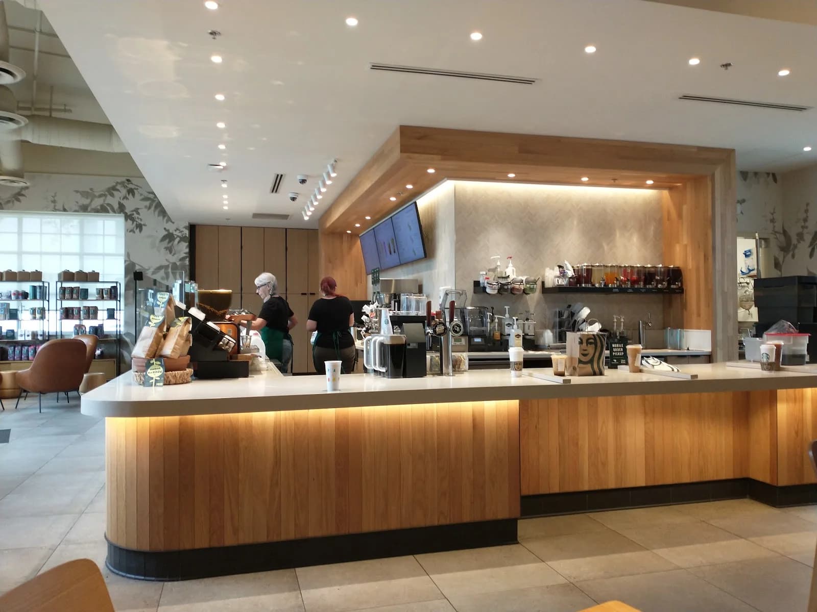 Starbucks photo 1