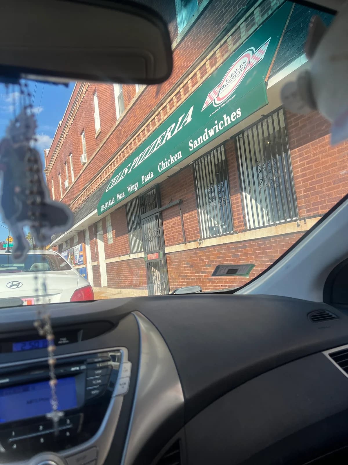 Celis Pizzeria photo 10