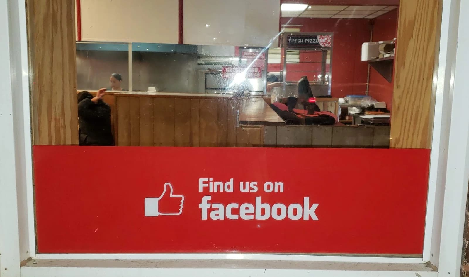 Celis Pizzeria photo 9