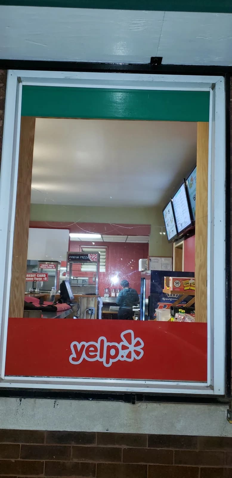 Celis Pizzeria photo 7