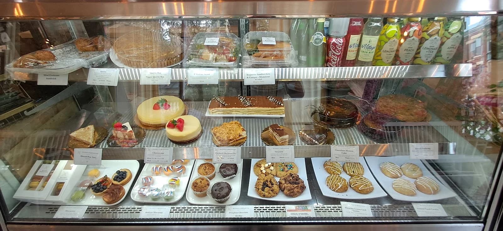 Maison Parisienne - French Café Armitage Ave photo 10