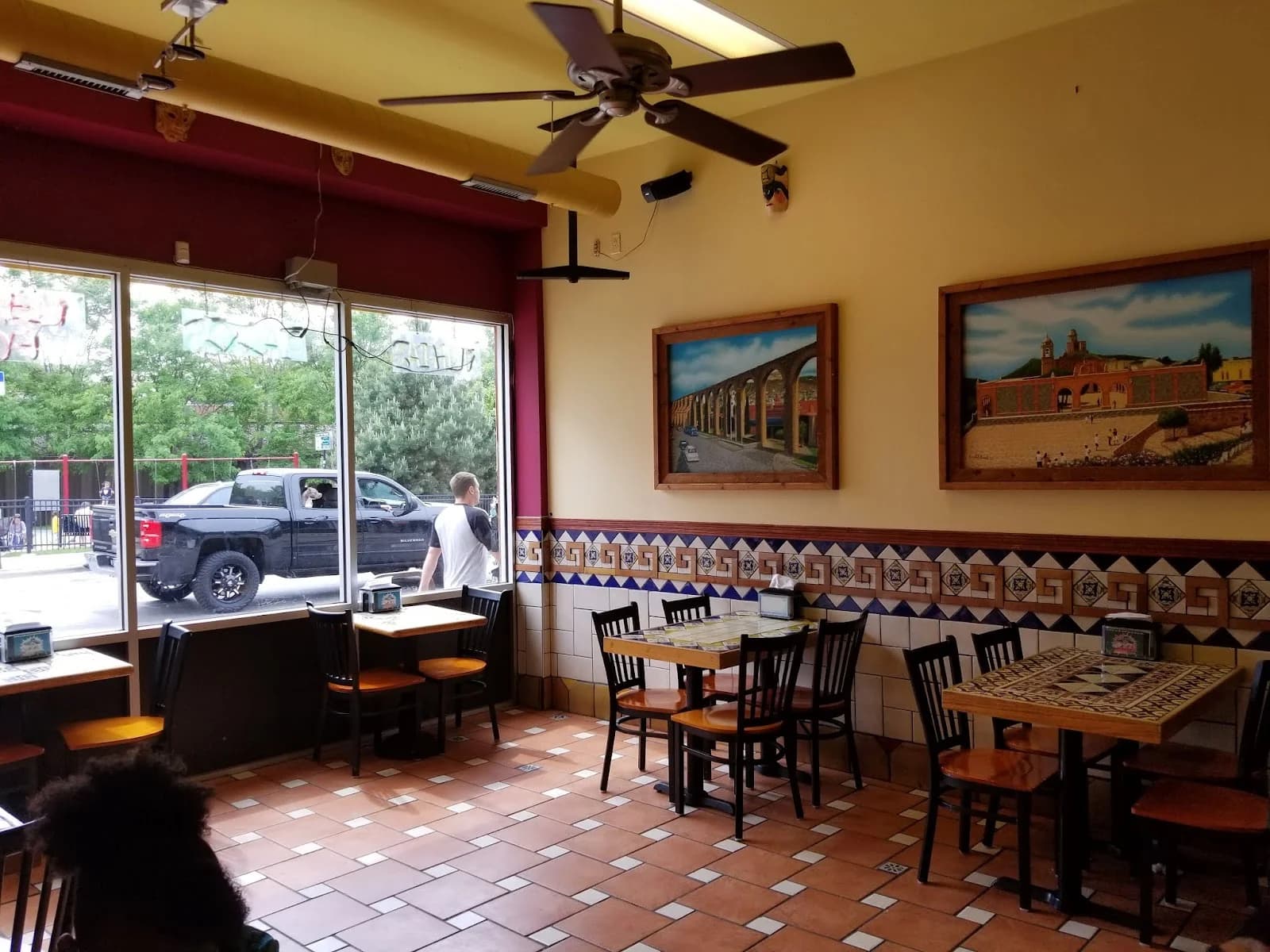 Burrito House photo 5
