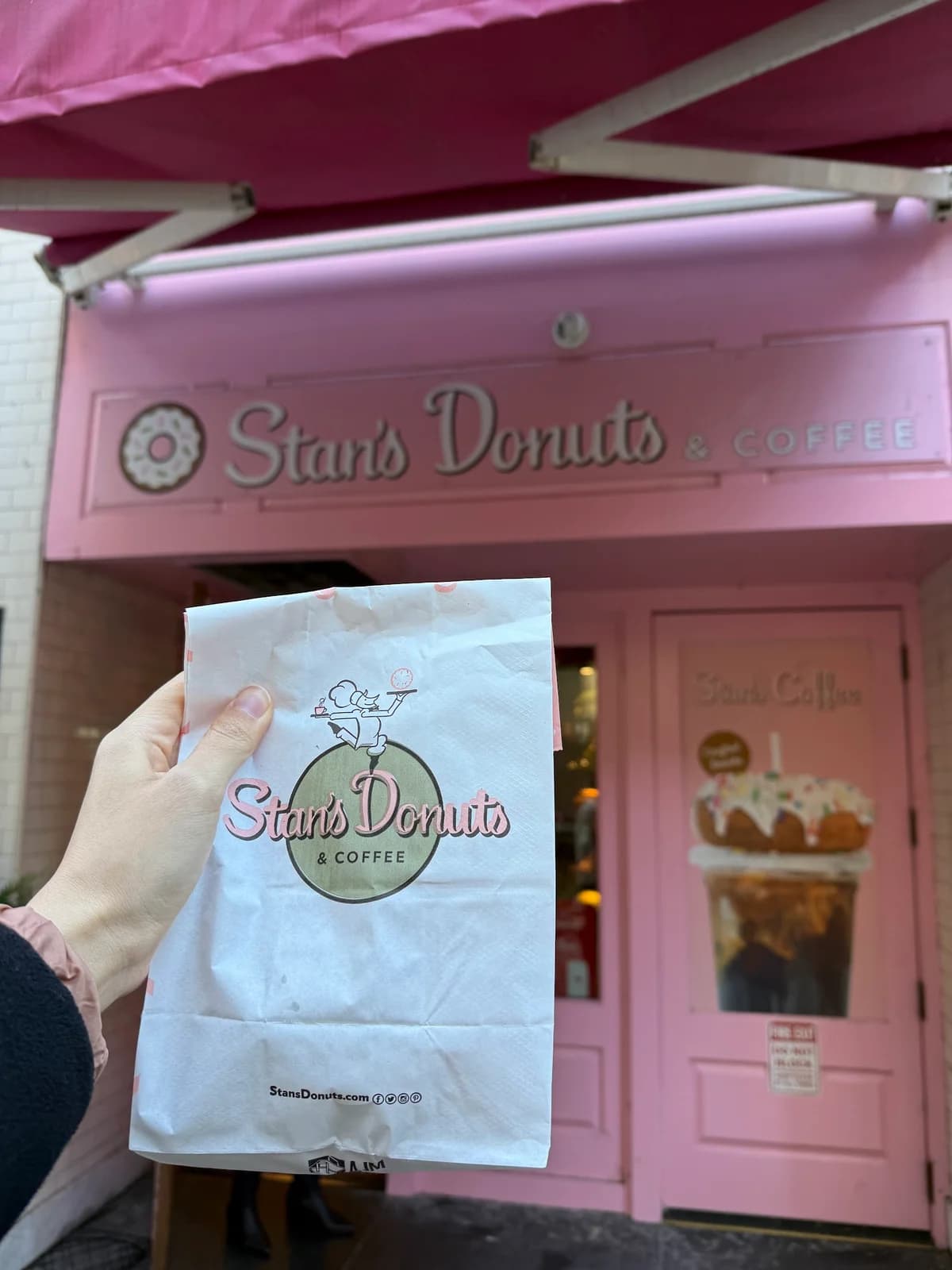 Stan’s Donuts & Coffee photo 3