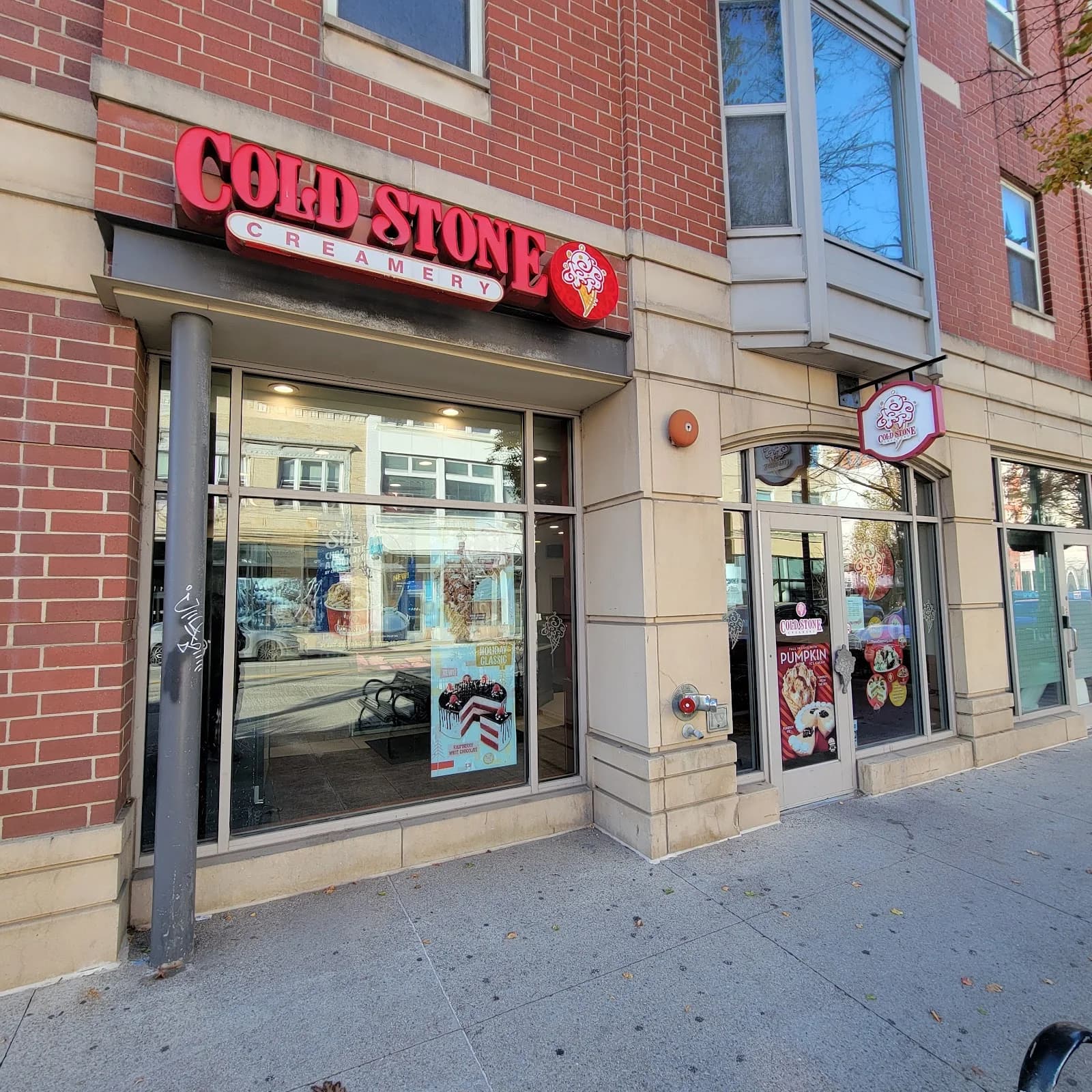 Cold Stone Creamery photo 1