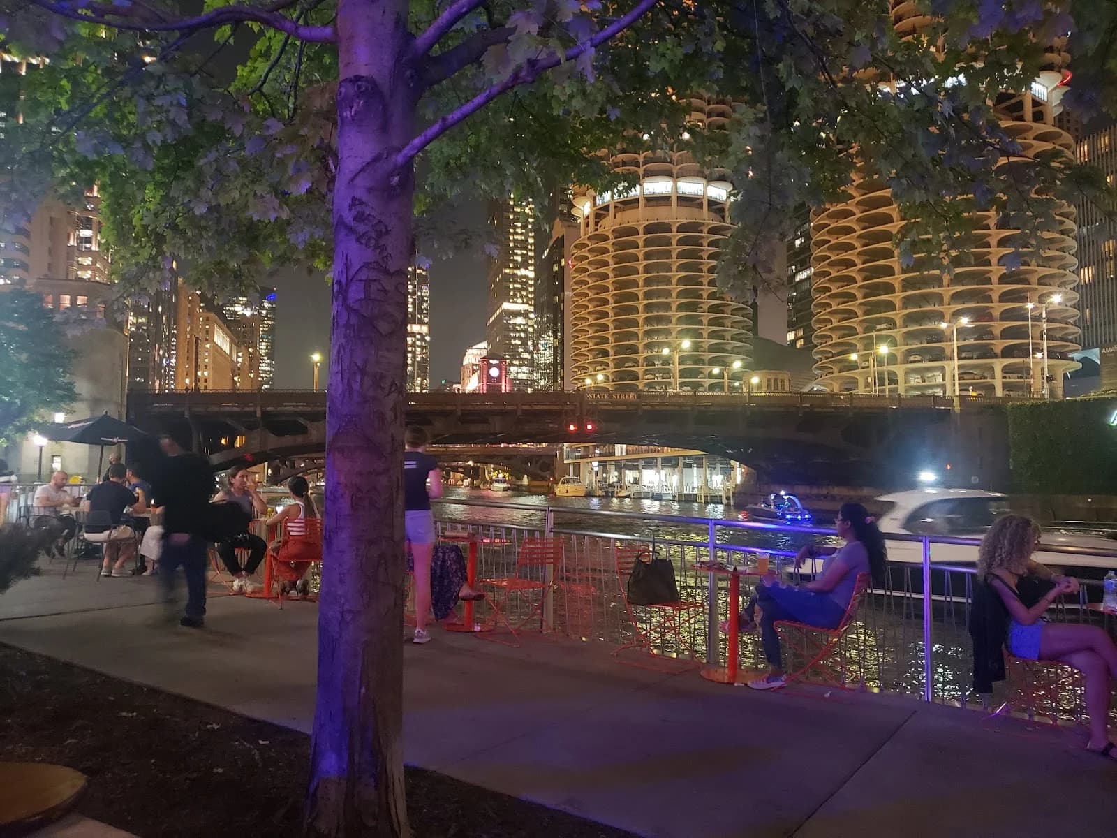 Chicago Brewhouse Riverwalk photo 6