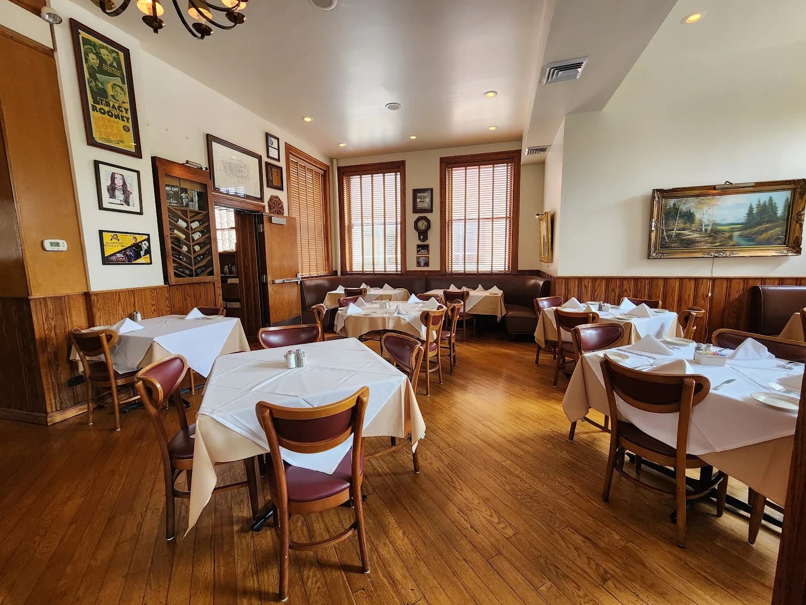 Erie Cafe photo 3