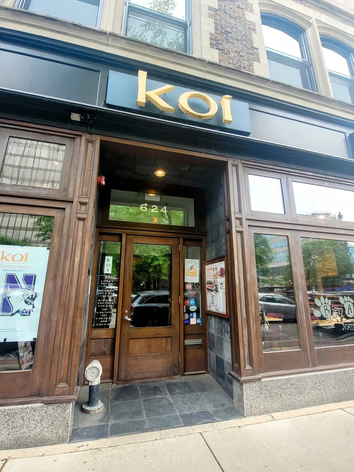 Koi Asian Cuisine & Lounge photo 2