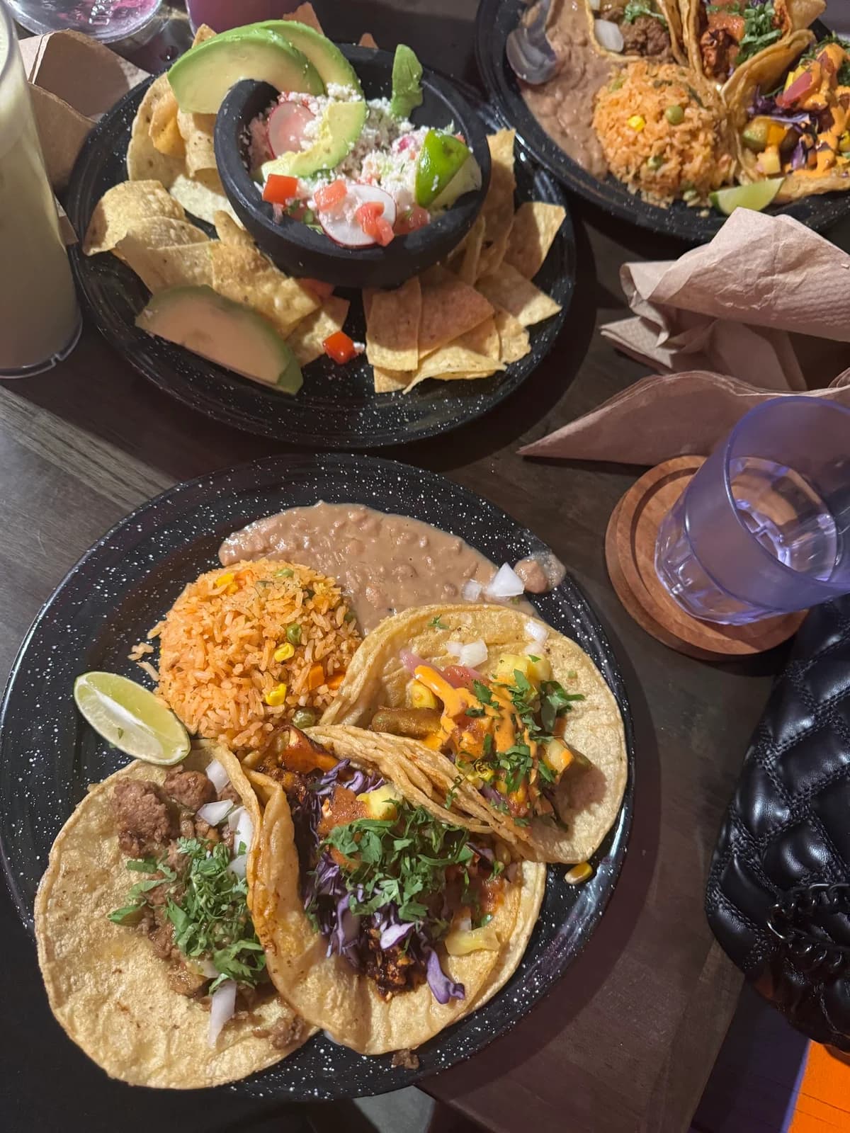 Penelopes Vegan Taqueria Pilsen photo 6
