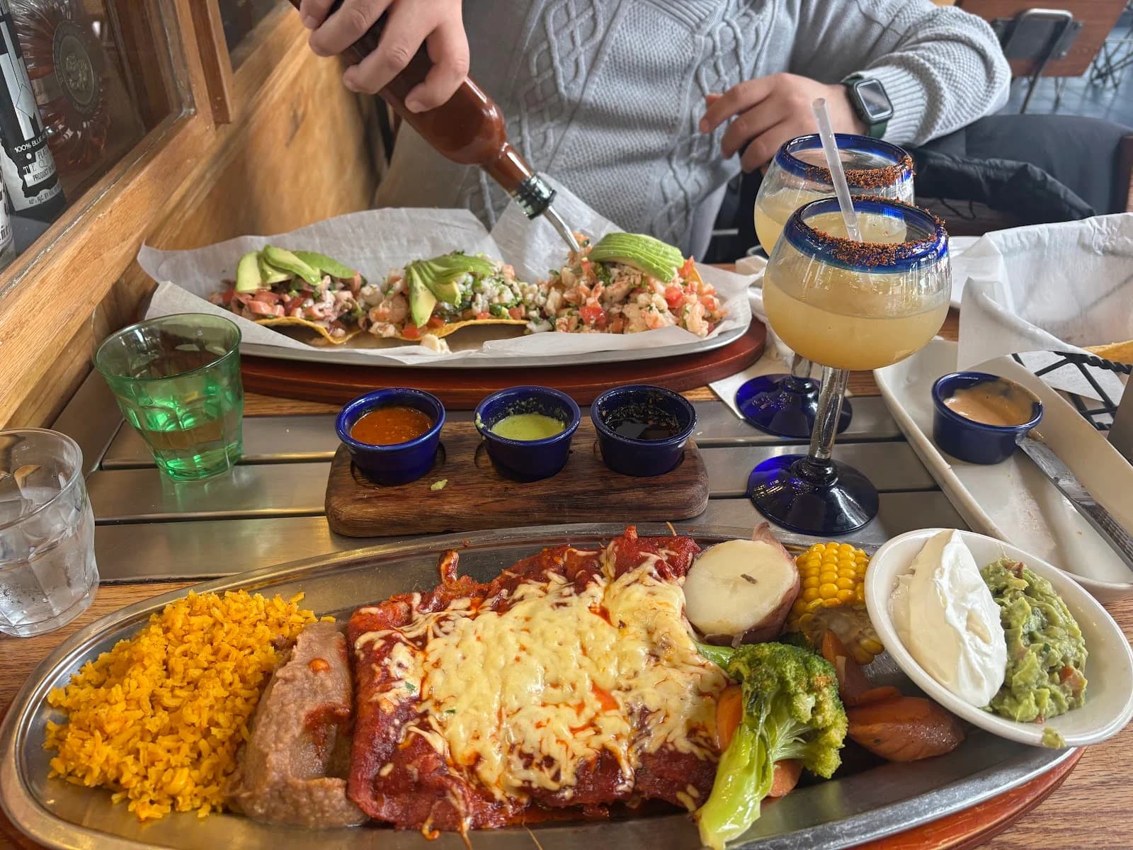 El Barco Mariscos photo 7