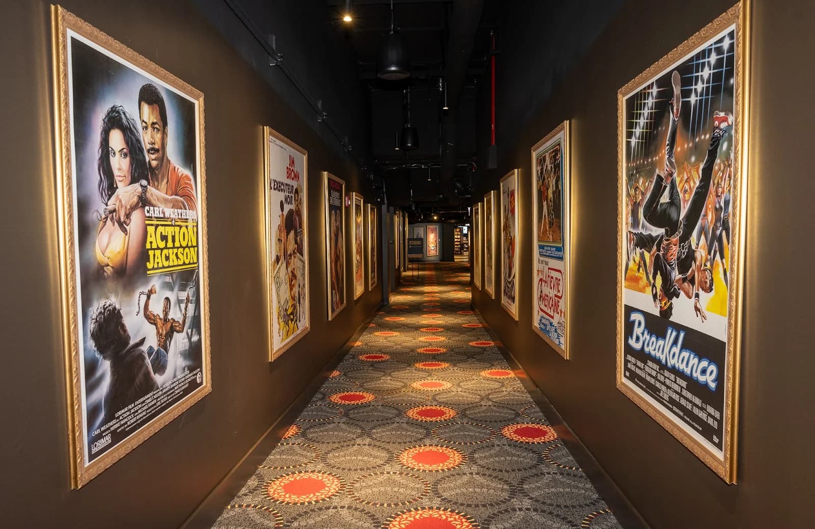 Alamo Drafthouse Cinema Wrigleyville photo 1