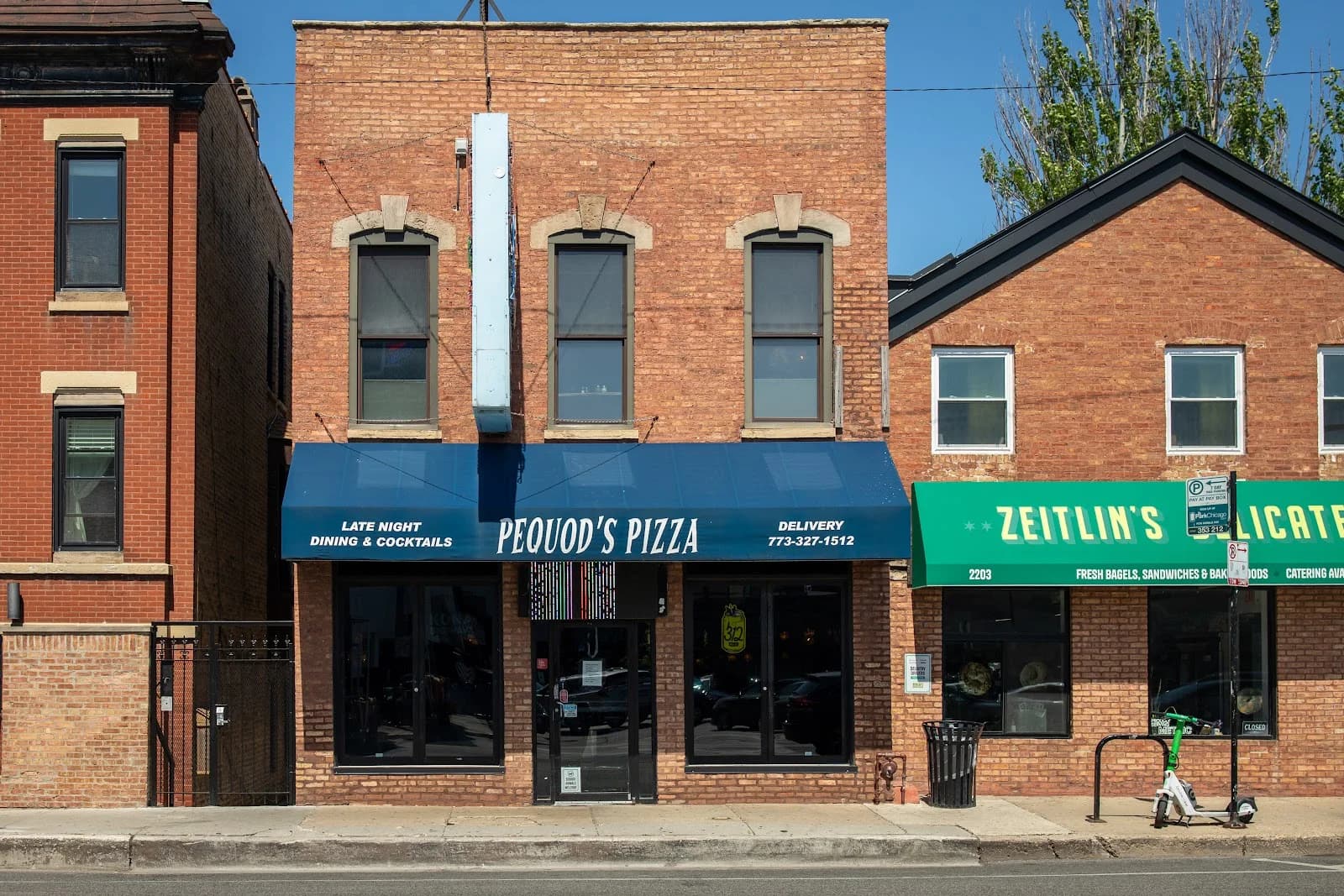 Pequod's Pizza photo 2