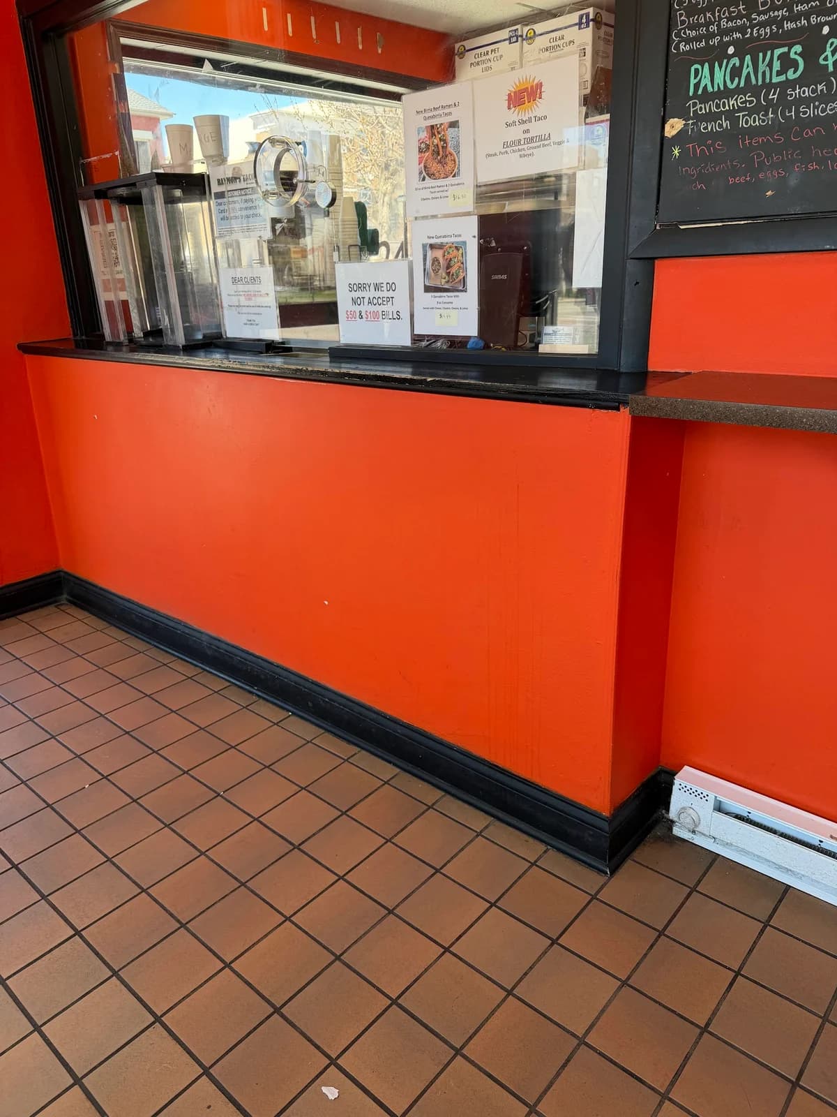 Raymond's Tacos photo 1