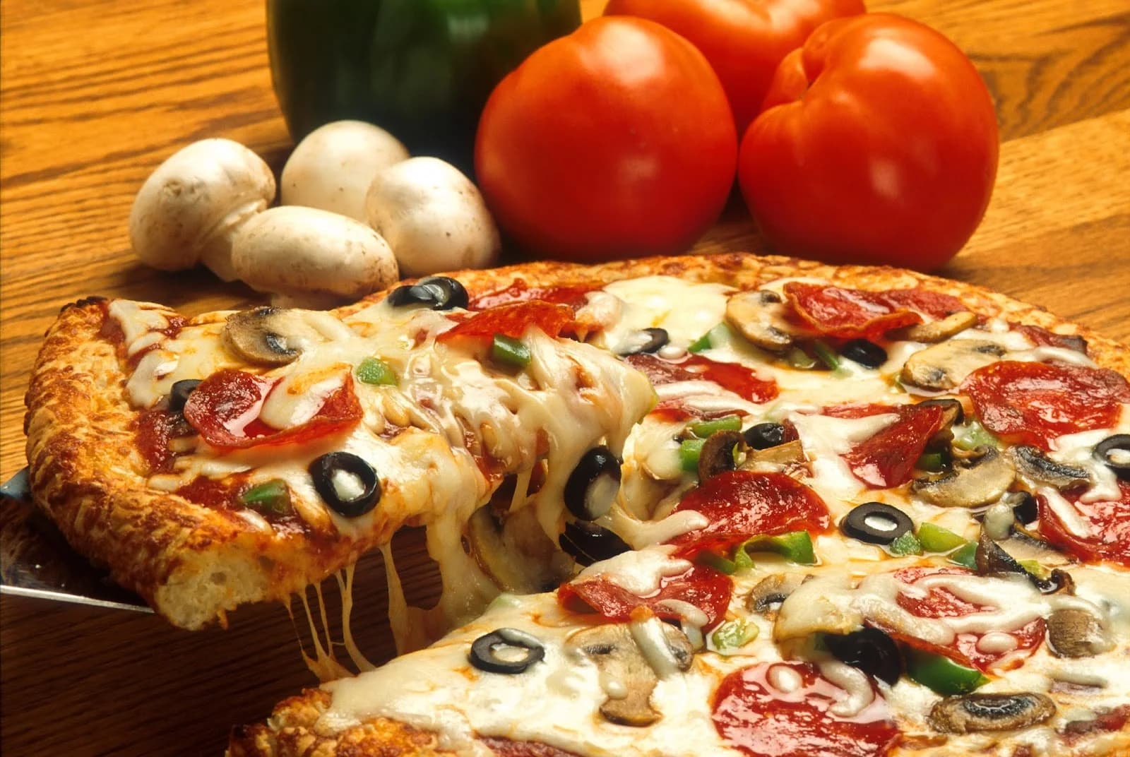 Paisans Pizzeria photo 4