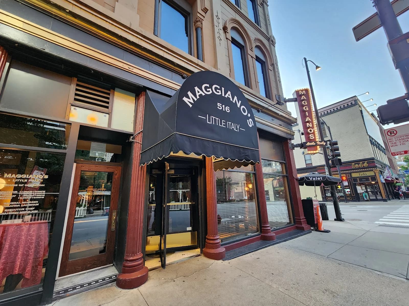 Maggiano’s Little Italy photo 4
