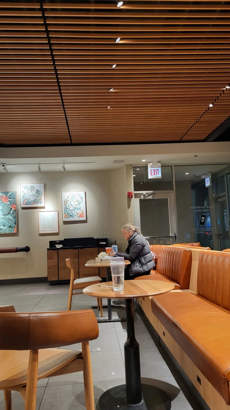 Starbucks photo 6