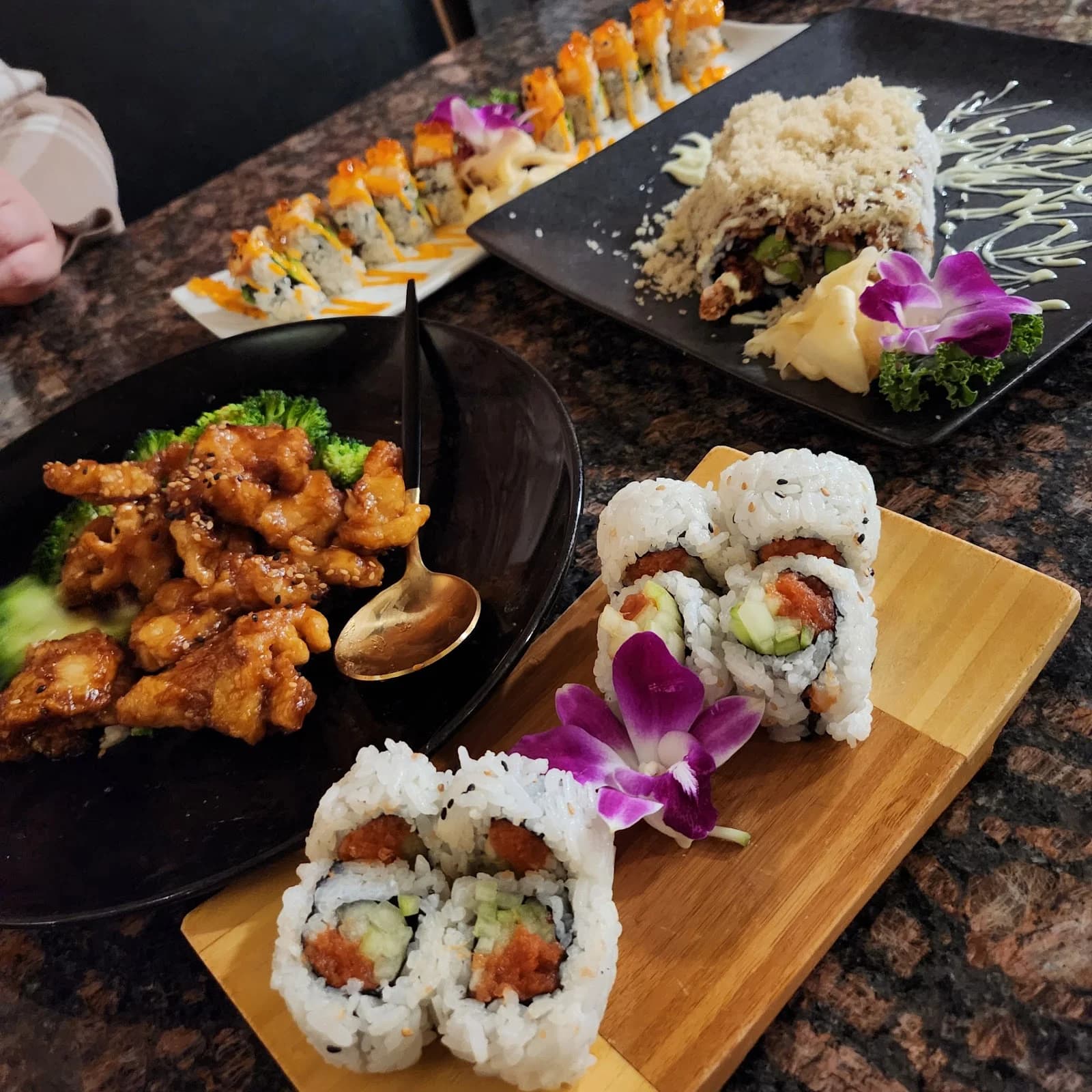 Pride Sushi and Thai photo 7