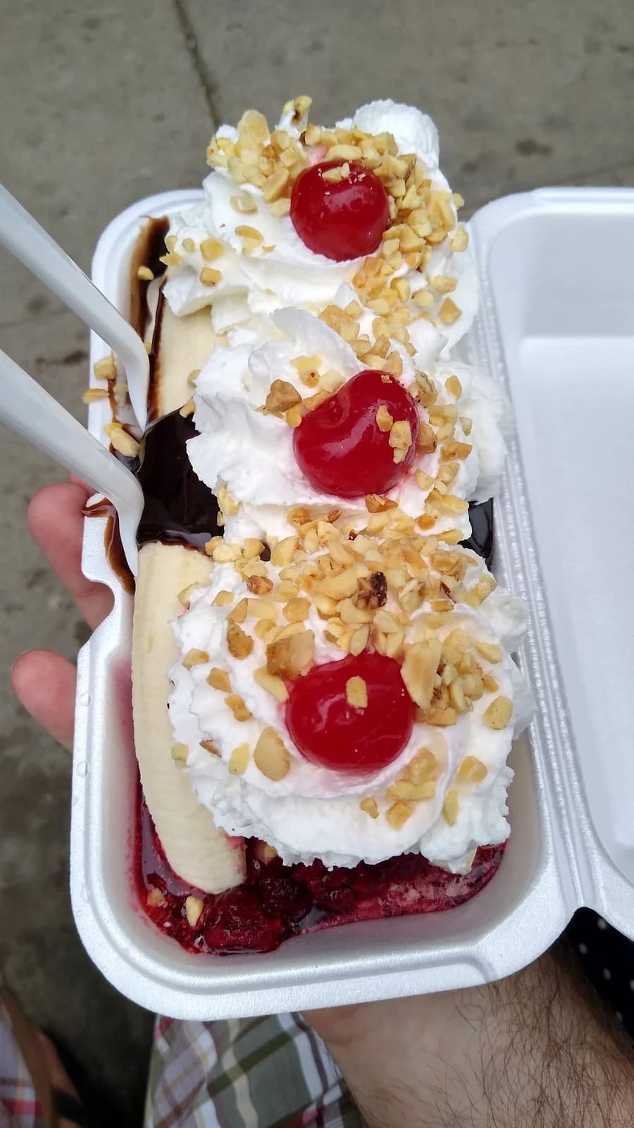 Hole In the Wall Custard & Yogurt Shoppe photo 7