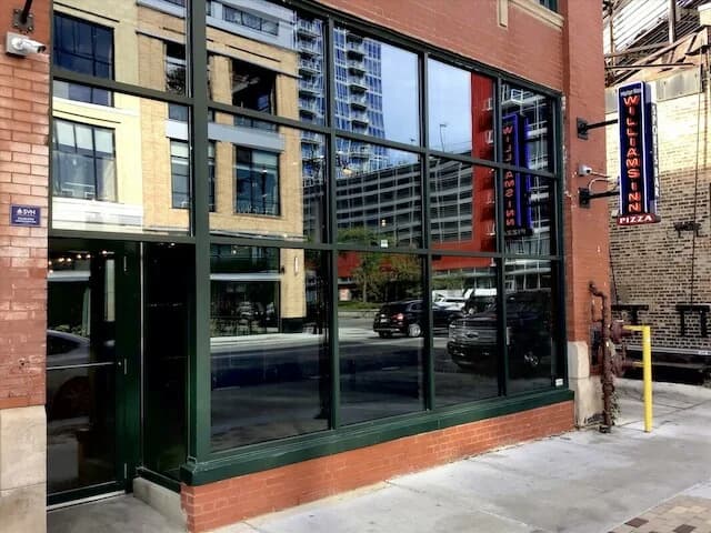 Williams Inn Pizza & Sports Bar photo 2