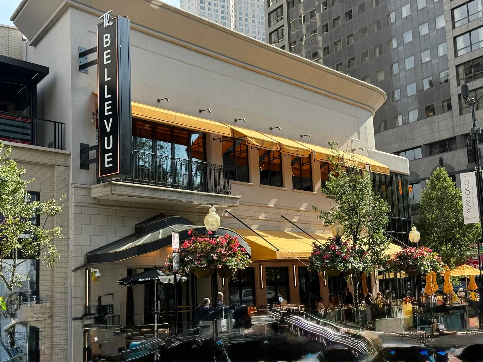 The Bellevue Chicago photo 7