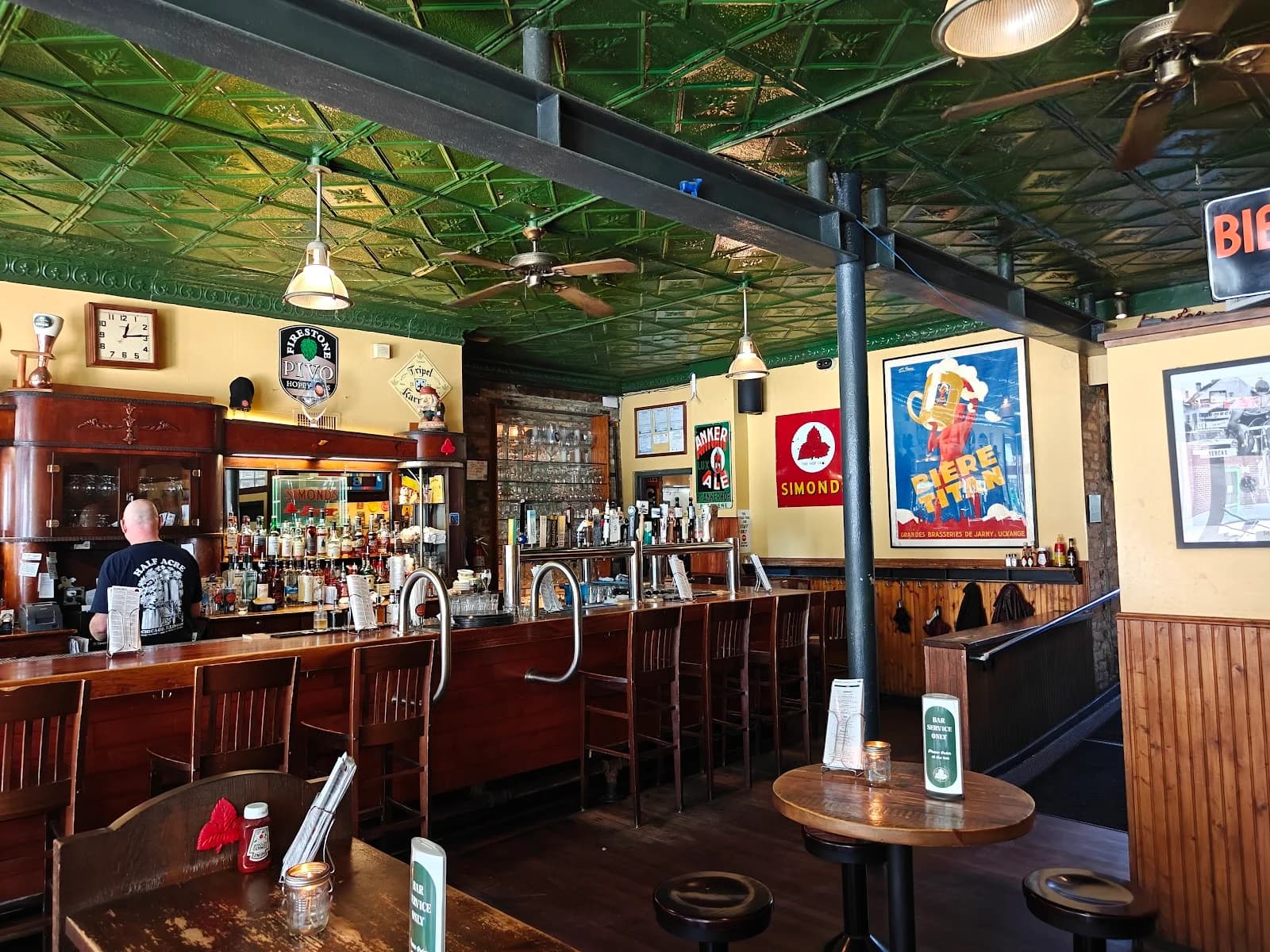 Hopleaf photo 2