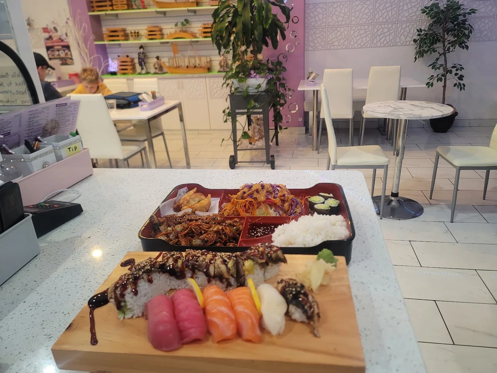 Wajo Sushi Chicago photo 7