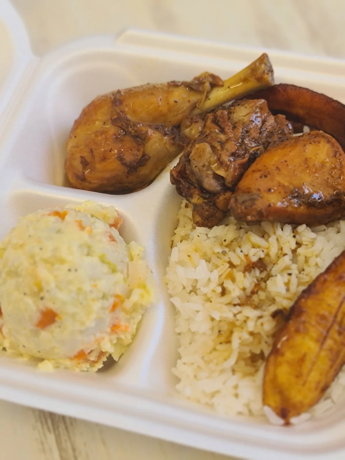 Redz Belizean Restaurant photo 7