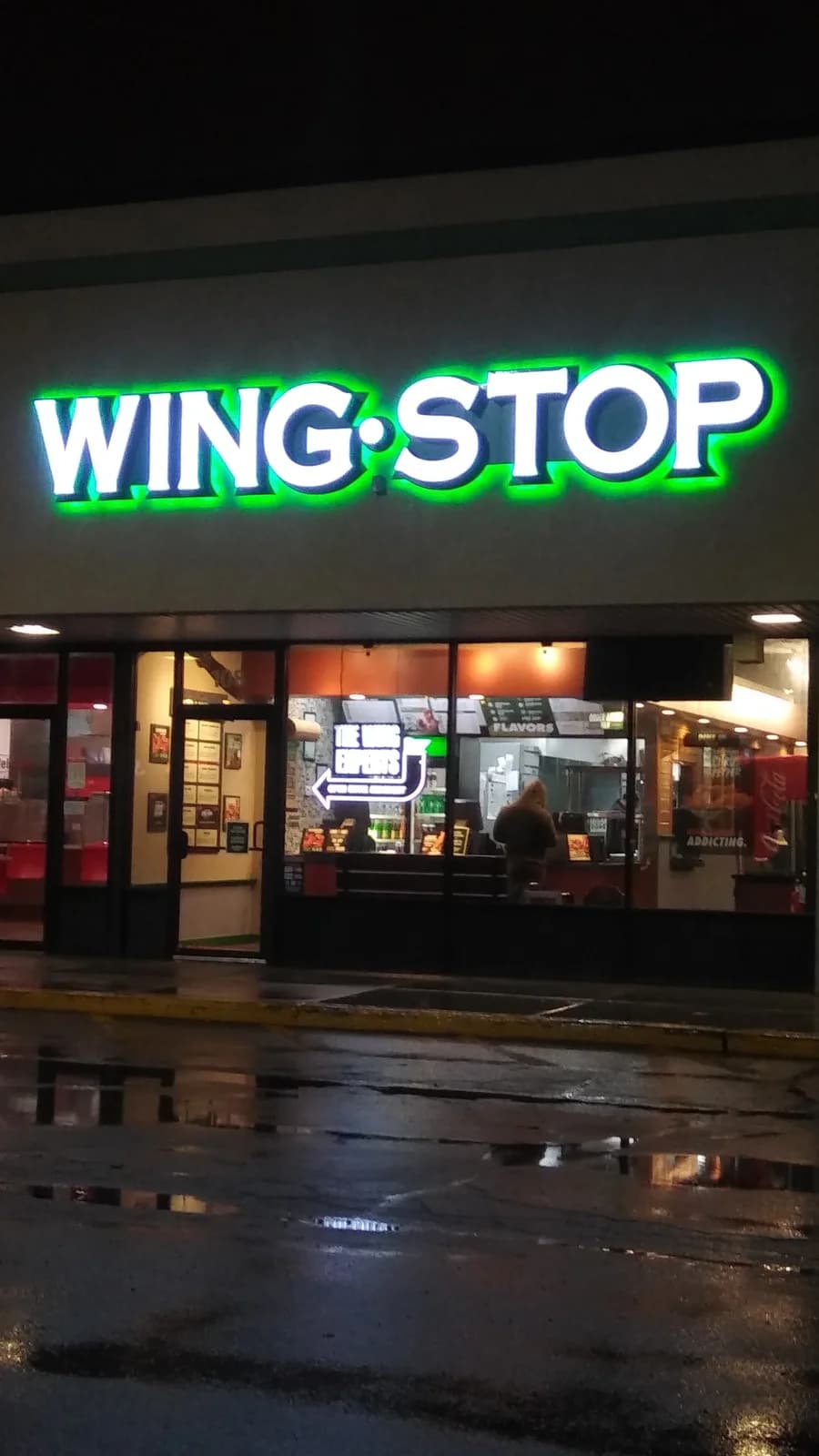Wingstop photo 1
