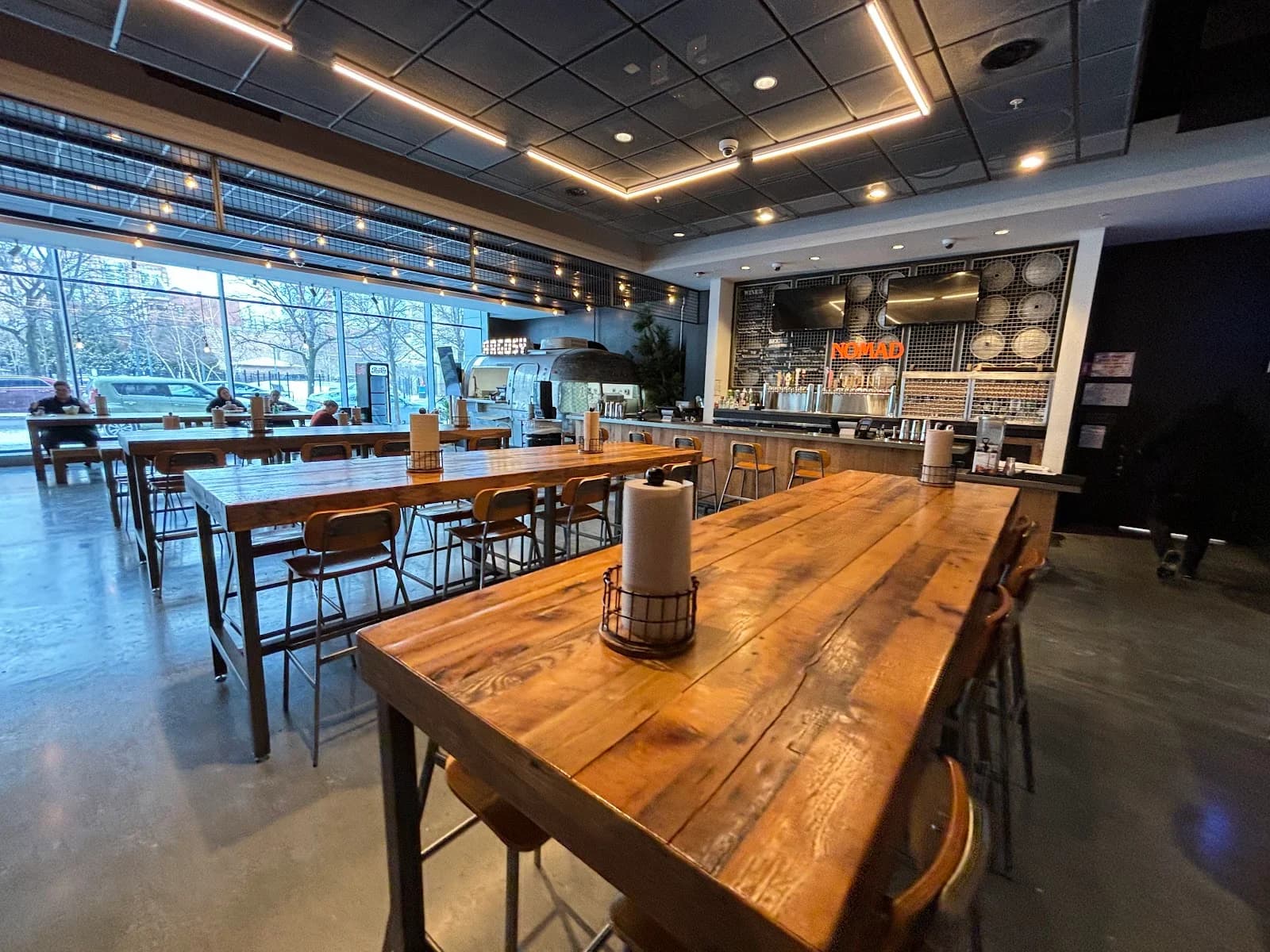 Showroom Food Hall photo 3