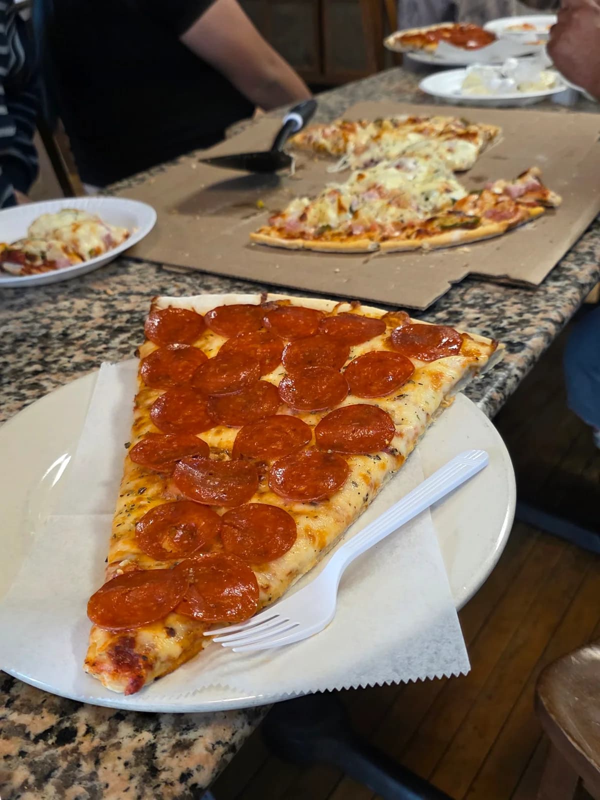 Damenzo’s Pizza photo 6